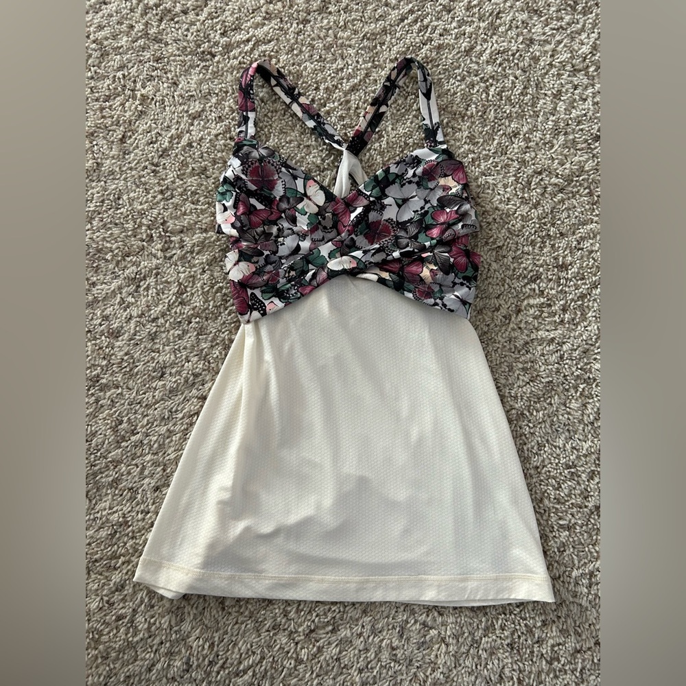 Lululemon Size 6- Worn Once- Perfect. Off White With Floral Design. Perfect.